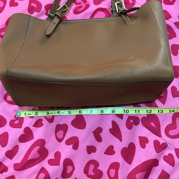 Tori Burch handbag/shoulder bag. - Picture 9 of 13